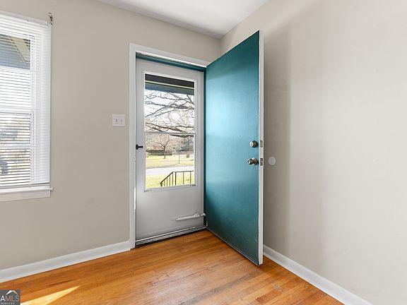 3rd image of 112 Athens St