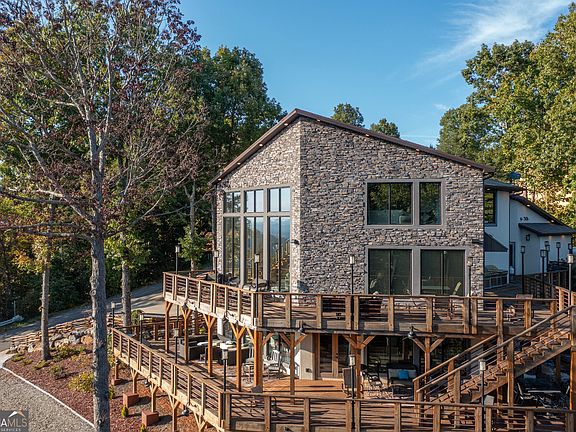 4th image of 540 Mountain Top Rd