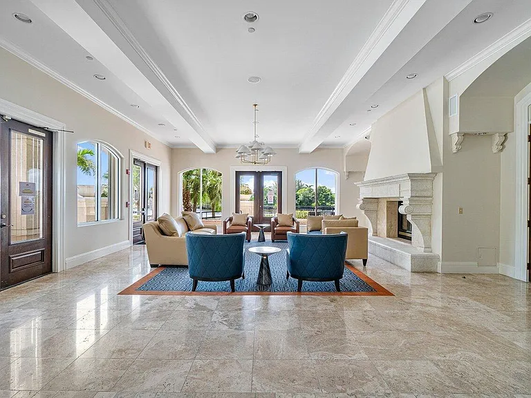 2202 Tuscany Way — Photo 31