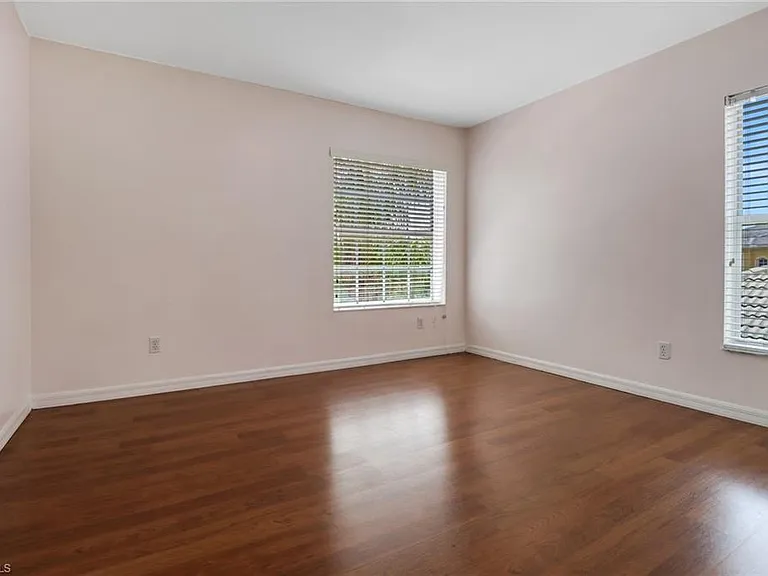 8271 Laurel Lakes Way — Photo 30