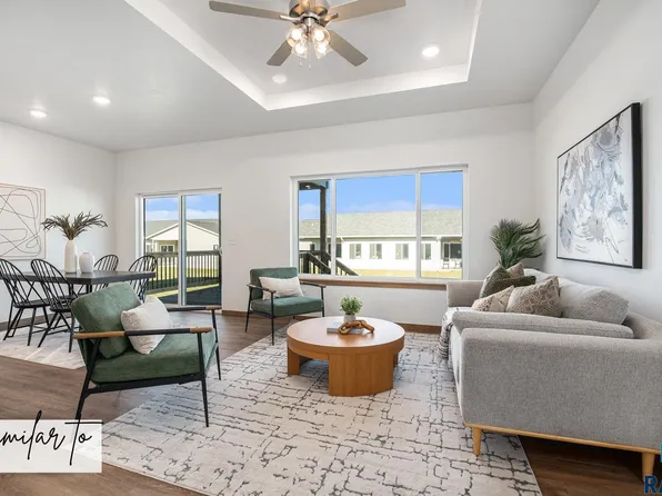 5500 S Spirea Ave, Sioux Falls, SD 57108