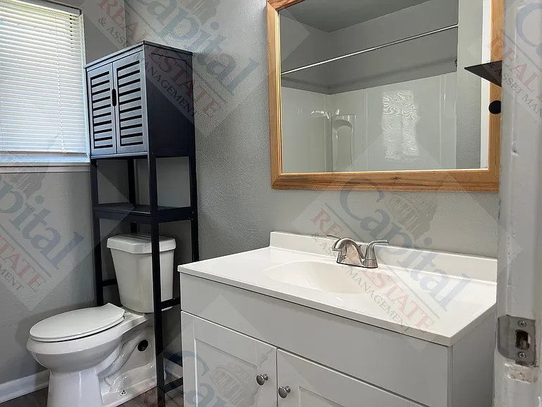 402 W Curtis Dr — Photo 13