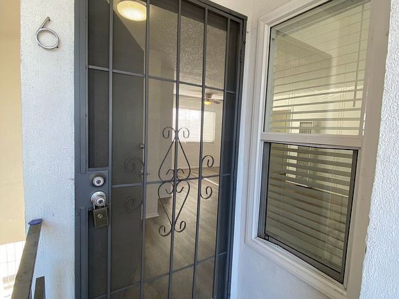 2nd image of 1019 Cedar Ave #6