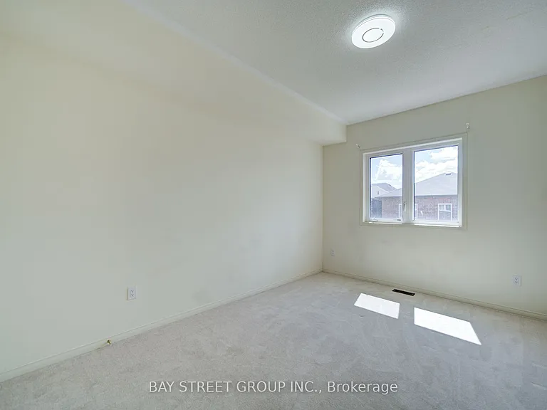 114 Ness Dr — Photo 21