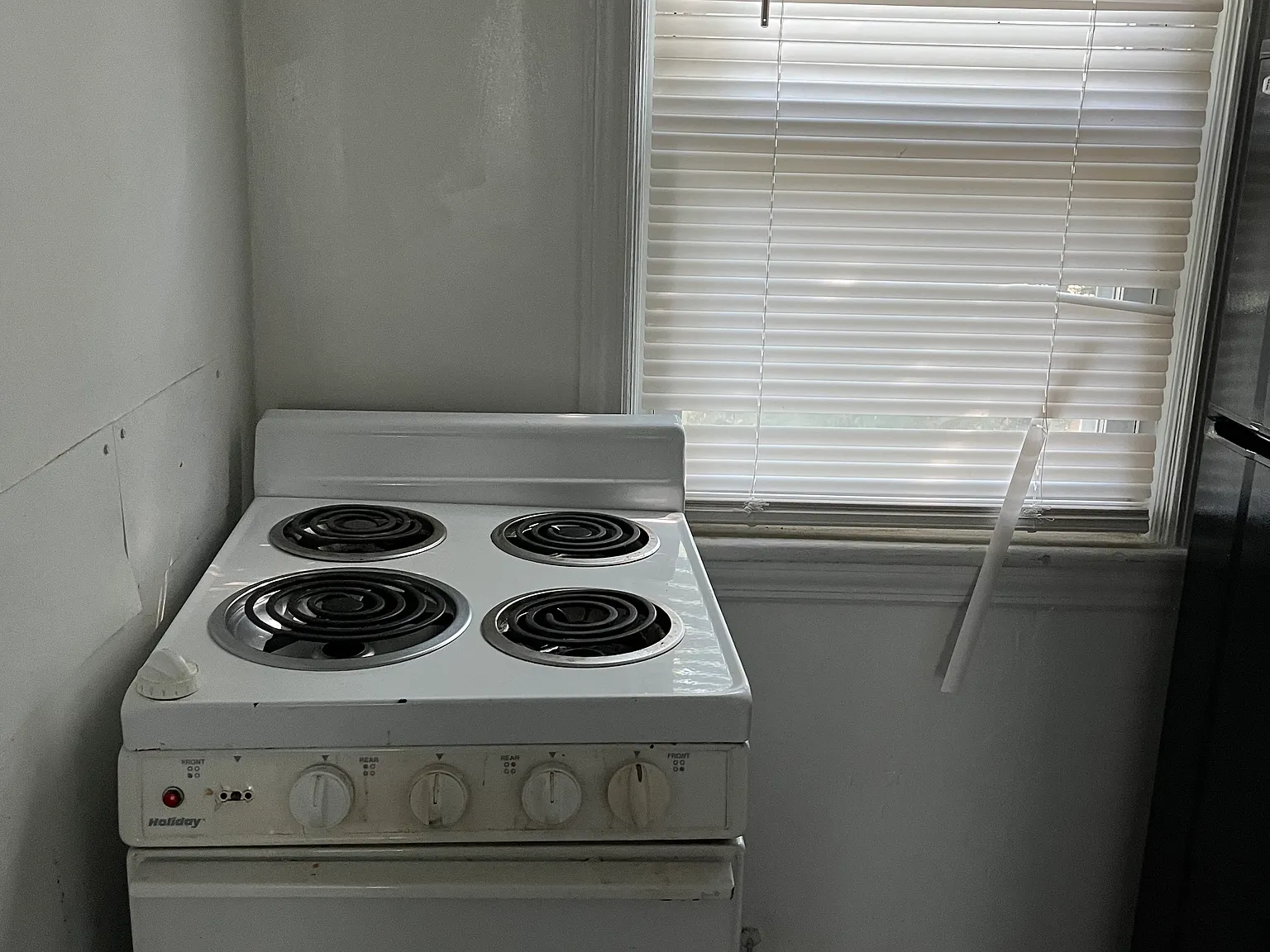 317 W Little Creek Rd — Photo 3