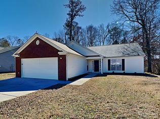 236 Galway Ln, Hampton, GA 30228