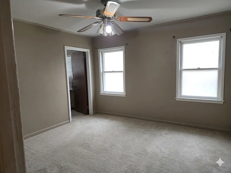 211 Ariola Ave — Photo 14