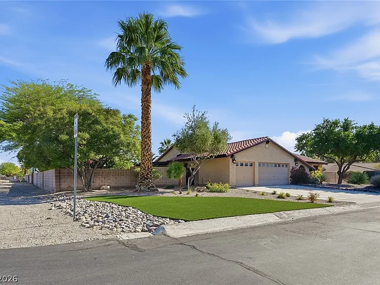 1410 S Monte Cristo Way — Photo 6