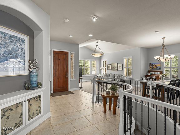 5th image of 4995 Mountainshyre Rd