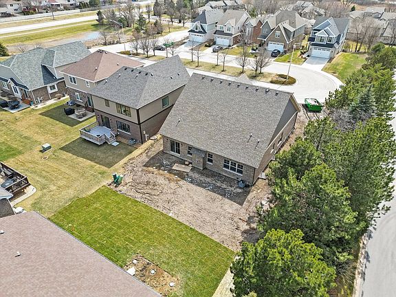 5th image of 9438 Maria Ln