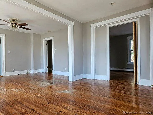 109 Goodwin St — Photo 9