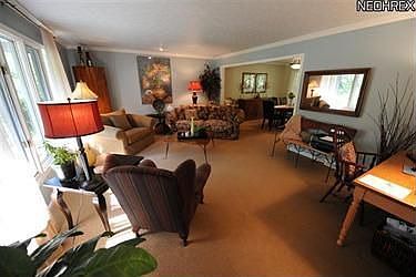 4th image of 4028 Westminster Ln