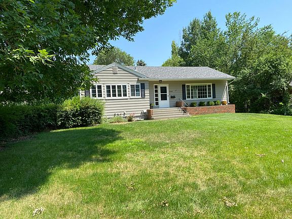 3rd image of 2605 Longfellow Pl