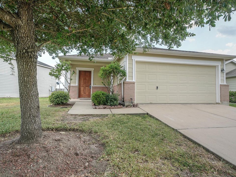 1st image of 20727 Cypress Crescent Ln