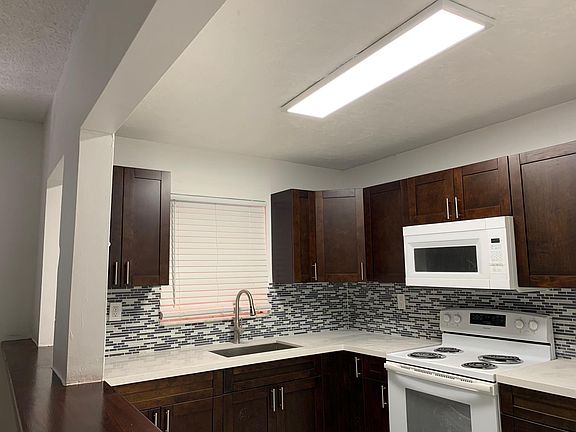 2nd image of 1111 NW 19th Ave APT 403