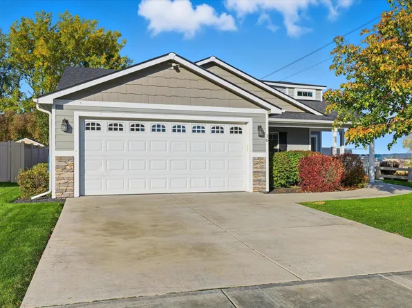 10 S Glenbrook St, Greenacres, WA 99016