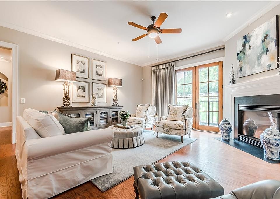 1st image of 351 Washington Ave #206