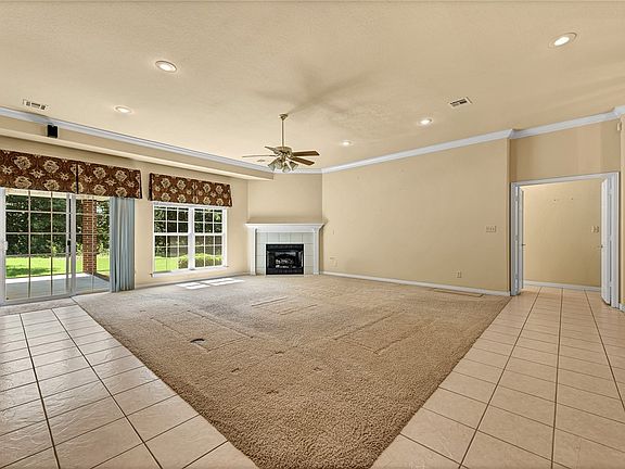 4th image of 5 Strichen Dr