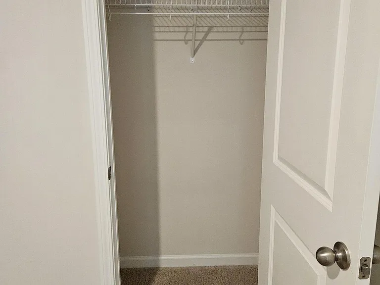 2107 Gracie Ln — Photo 14