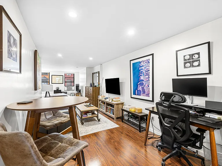 82 E 7th St #8 — Photo 4