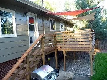 413 Cornell Ave — Photo 2
