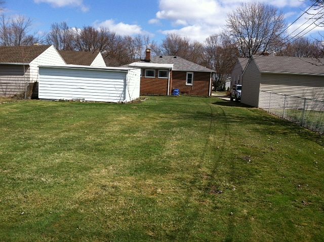 2nd image of 7314 Greenleaf Ave