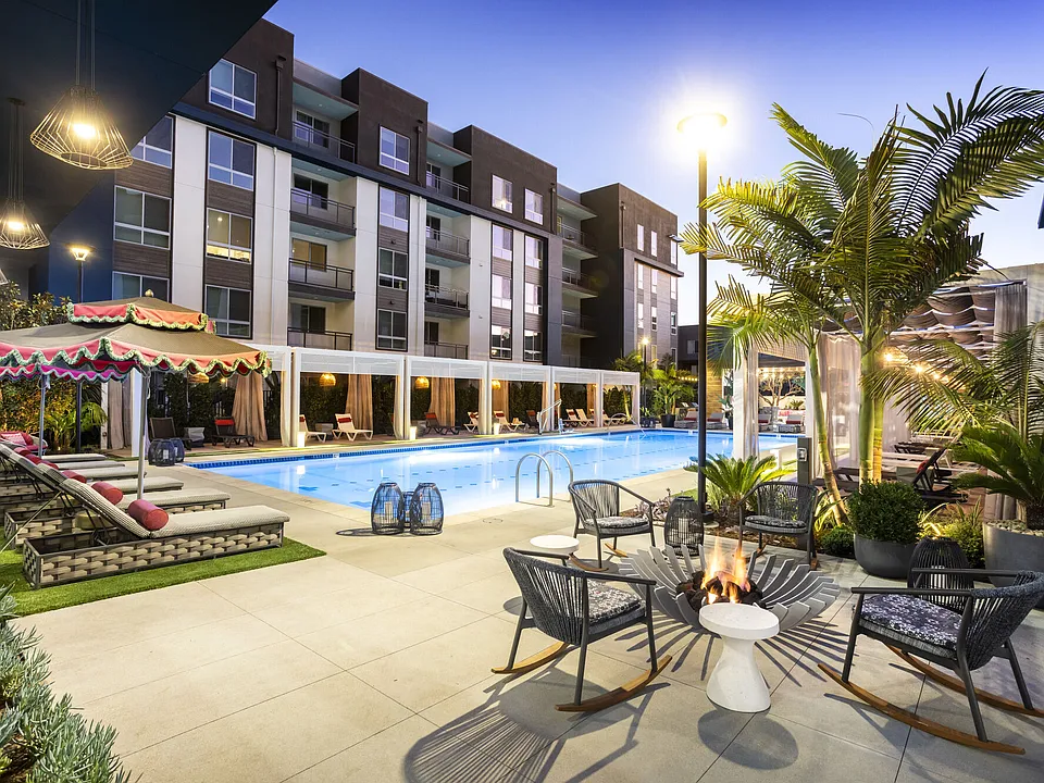 Broadstone Edition apartments community photo