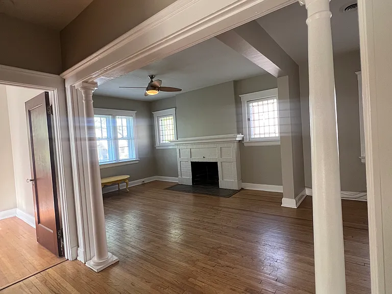 7248 Forsyth Blvd #B — Photo 11