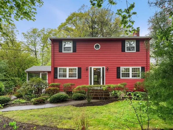 241 Fox Hill Rd, Burlington, MA 01803