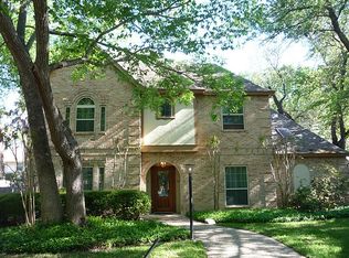 1122 Crossroads Dr, Houston, TX 77079