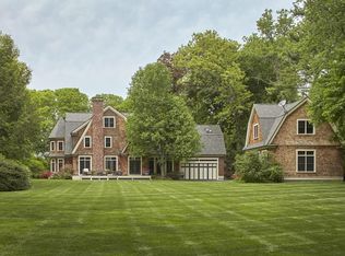 8 Bennett Rd, Wayland, MA 01778