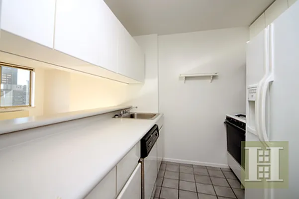 Sold by Halstead Real Estate | media 8