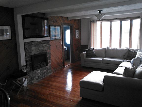 2nd image of 178 Billington St