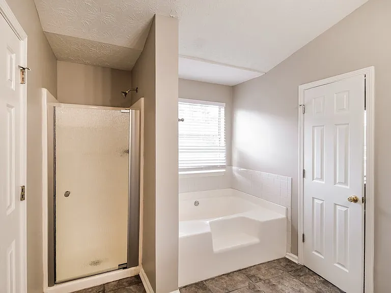 5550 Wellborn Creek Dr — Photo 16