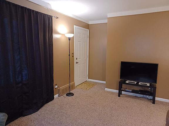 5th image of 25111 Mackinac St