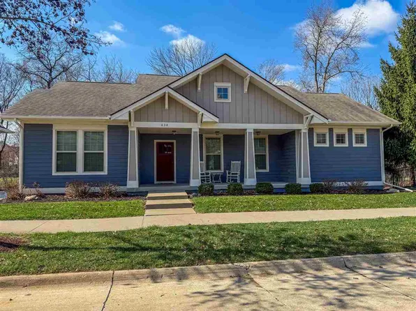 838 Walker Cir, Iowa City, IA 52245