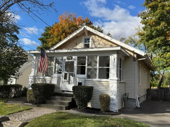 235 Pinehurst Avenue, Rensselaer, NY 12144