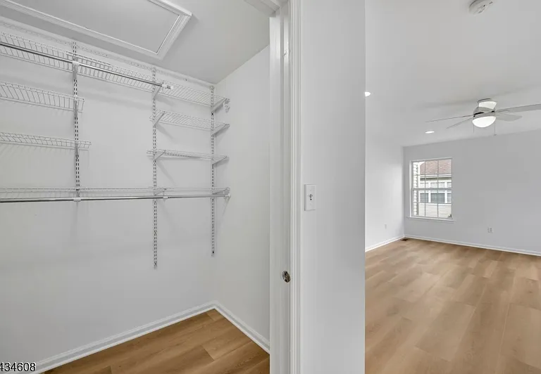 63 Albert Ct — Photo 21