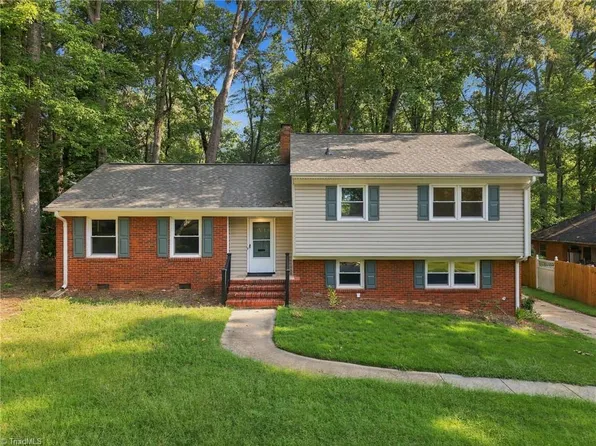 3514 Fox Pl, Greensboro, NC 27408