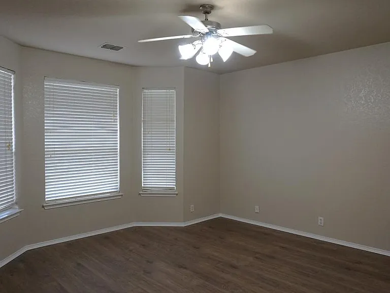 26610 Sparrow Rdg — Photo 13