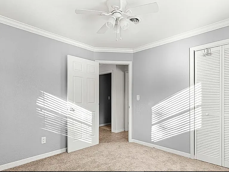 2700 SE 8th Ave — Photo 19