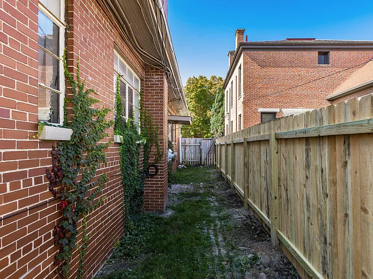 20 E Deshler Ave #1-8 — Photo 28