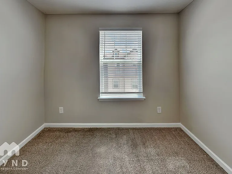 302 Negri Ct #1 — Photo 14