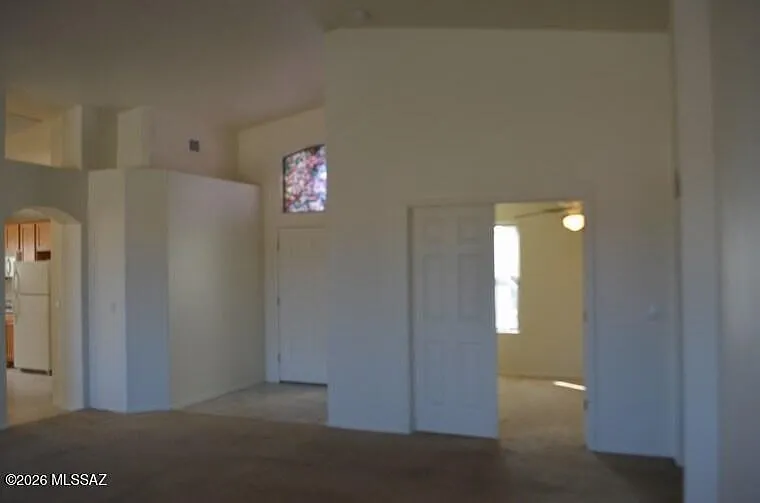 4 bed, 2.0 bath, 2045 sqft, $1,875 — Photo 3