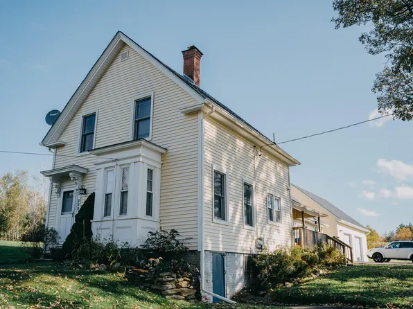 399 Rutland Road, Newport, ME 04953