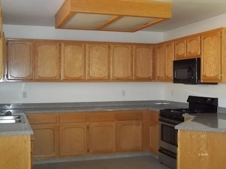 1132 Porter St — Photo 6