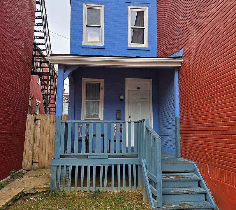 1st image of 833 Green St