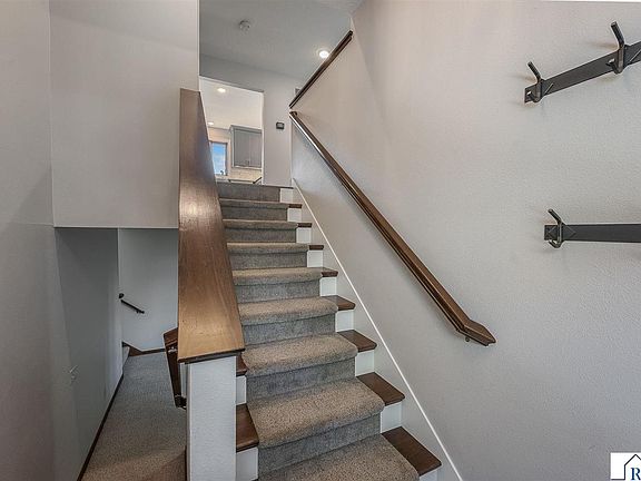 3rd image of 1721 Lilac Ln