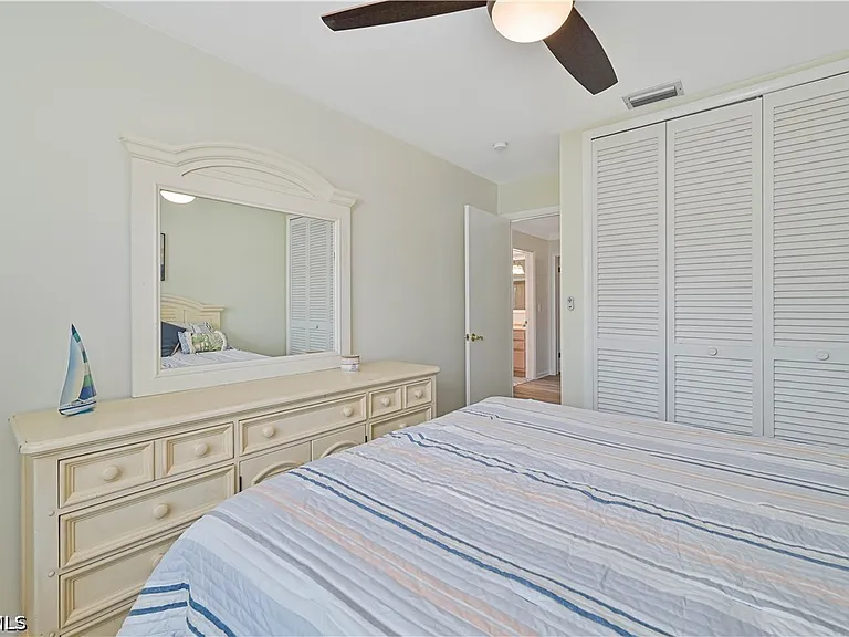 4520 SE 9th Ave — Photo 24