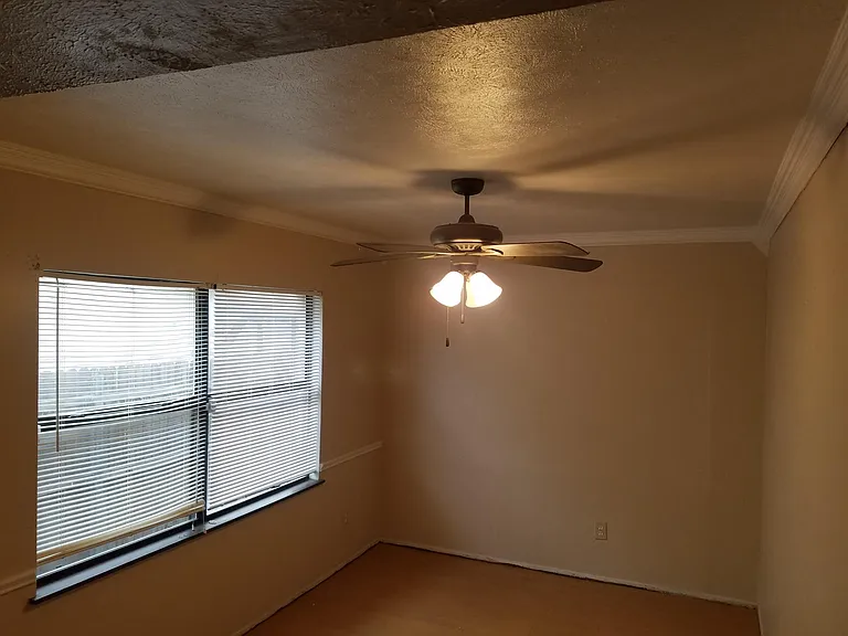 4324 Buckeye St — Photo 11